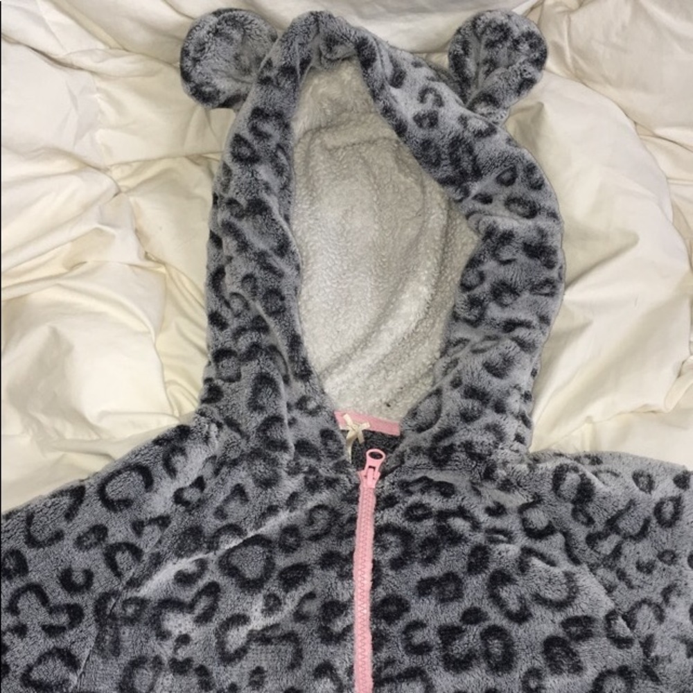 🎉price drop🎉 Super comfy NEXT onesie🐨